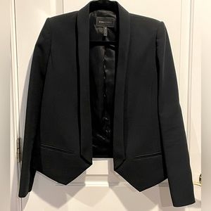 BCBG MaxAzria Blazer